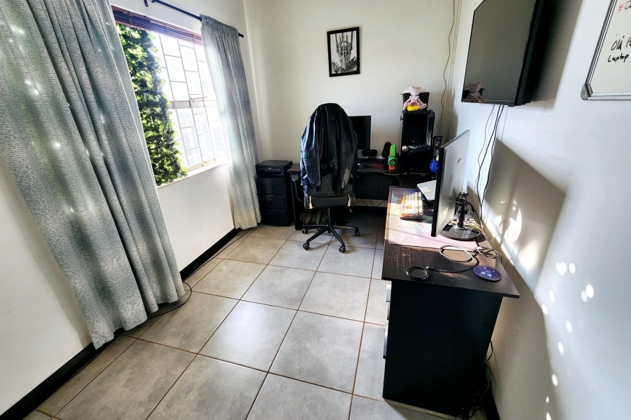 3 Bedroom Property for Sale in Valhalla Gauteng