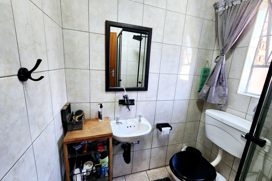 3 Bedroom Property for Sale in Valhalla Gauteng