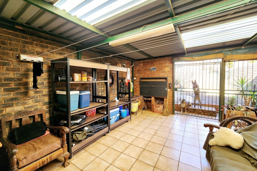 3 Bedroom Property for Sale in Valhalla Gauteng