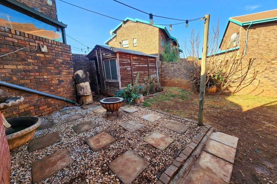 3 Bedroom Property for Sale in Valhalla Gauteng