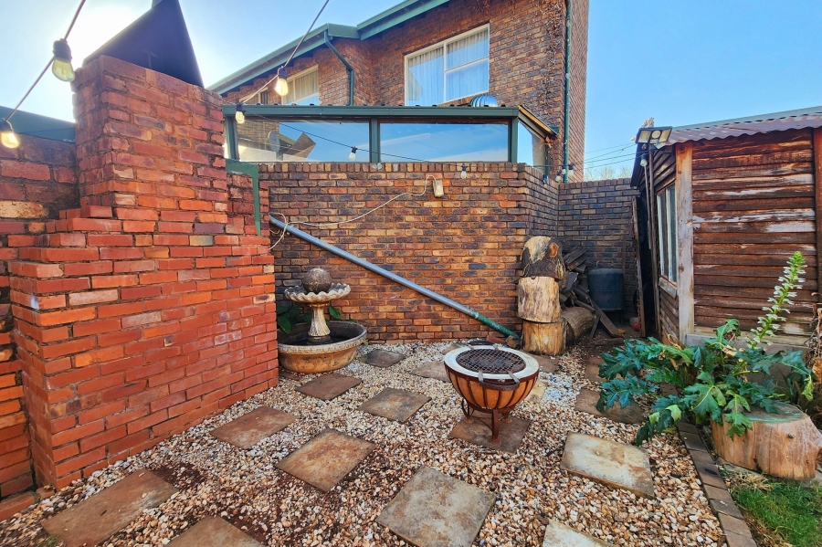 3 Bedroom Property for Sale in Valhalla Gauteng