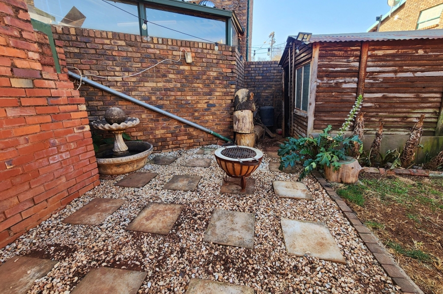 3 Bedroom Property for Sale in Valhalla Gauteng
