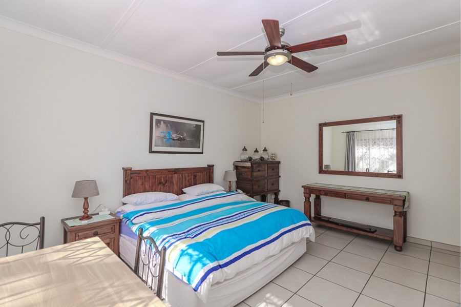 4 Bedroom Property for Sale in Strubenvale Gauteng
