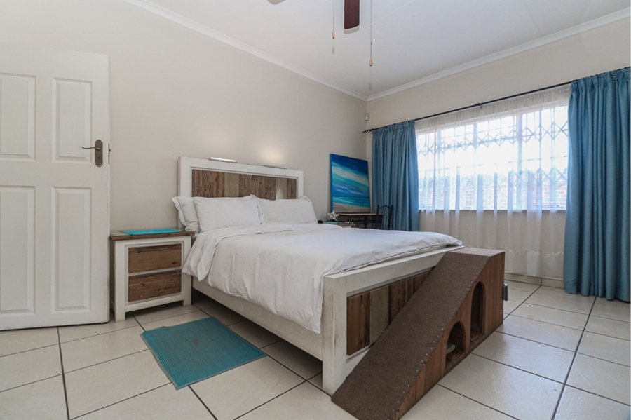 4 Bedroom Property for Sale in Strubenvale Gauteng