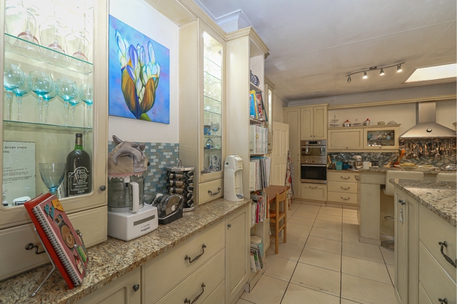 4 Bedroom Property for Sale in Strubenvale Gauteng
