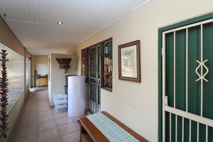 4 Bedroom Property for Sale in Strubenvale Gauteng
