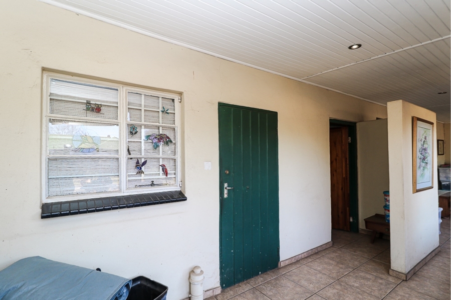 4 Bedroom Property for Sale in Strubenvale Gauteng