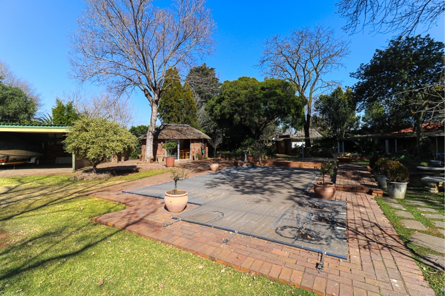 4 Bedroom Property for Sale in Strubenvale Gauteng