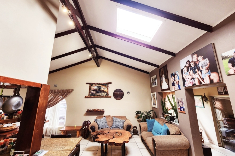 5 Bedroom Property for Sale in Valhalla Gauteng