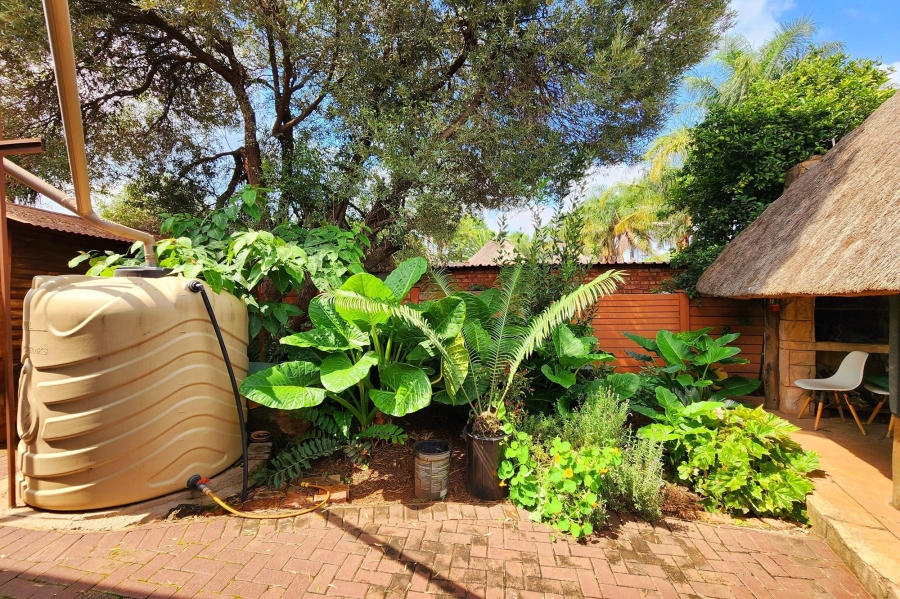 5 Bedroom Property for Sale in Valhalla Gauteng