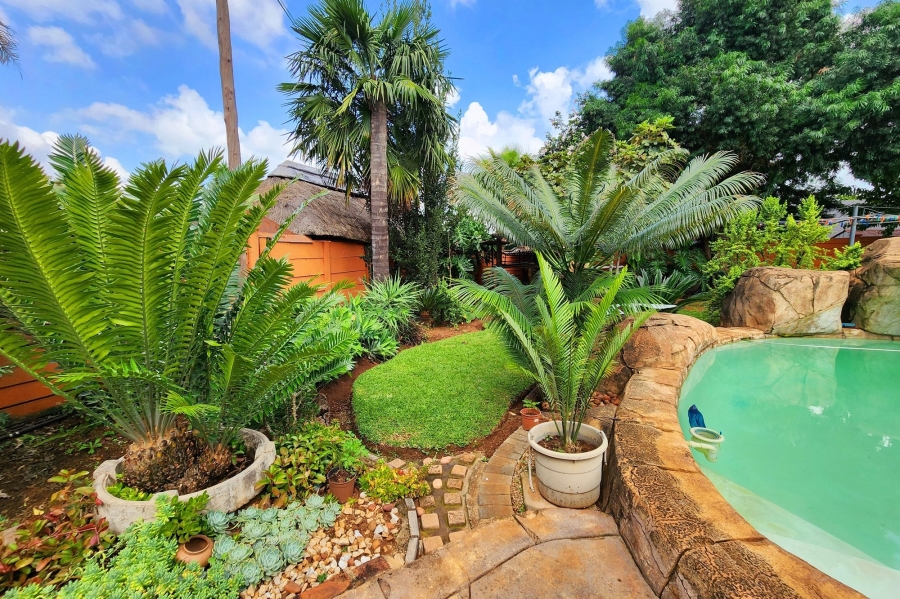 5 Bedroom Property for Sale in Valhalla Gauteng