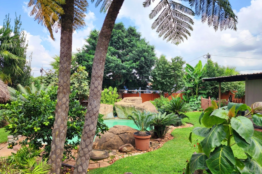 5 Bedroom Property for Sale in Valhalla Gauteng