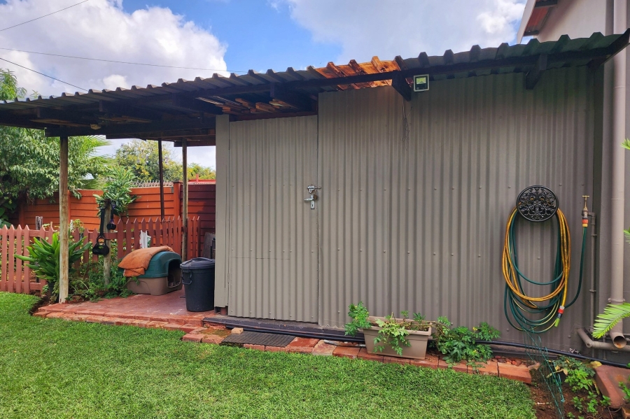 5 Bedroom Property for Sale in Valhalla Gauteng