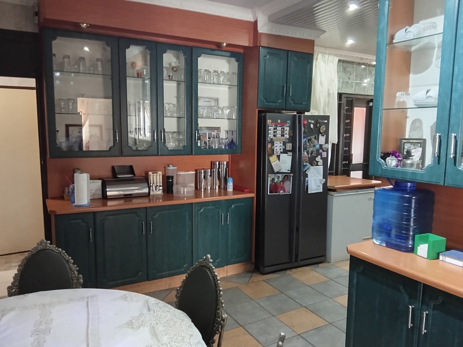 5 Bedroom Property for Sale in Witpoortjie Gauteng