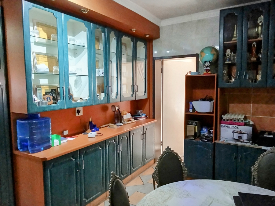 5 Bedroom Property for Sale in Witpoortjie Gauteng