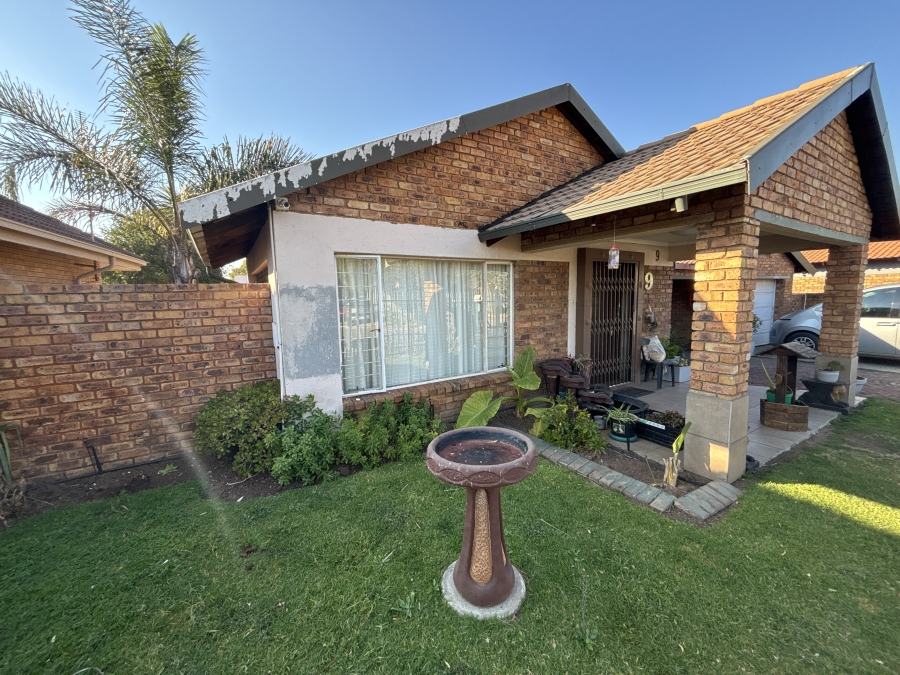 3 Bedroom Property for Sale in Van Dyk Park Gauteng