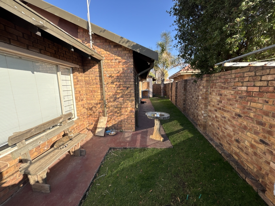 3 Bedroom Property for Sale in Van Dyk Park Gauteng