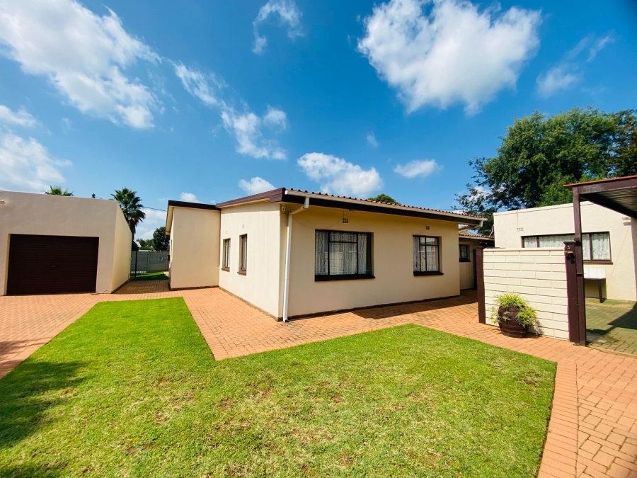 4 Bedroom Property for Sale in Sonland Park Gauteng