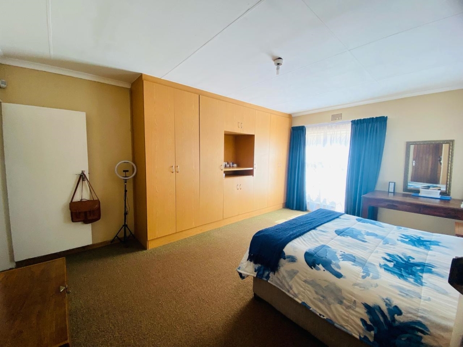 4 Bedroom Property for Sale in Sonland Park Gauteng