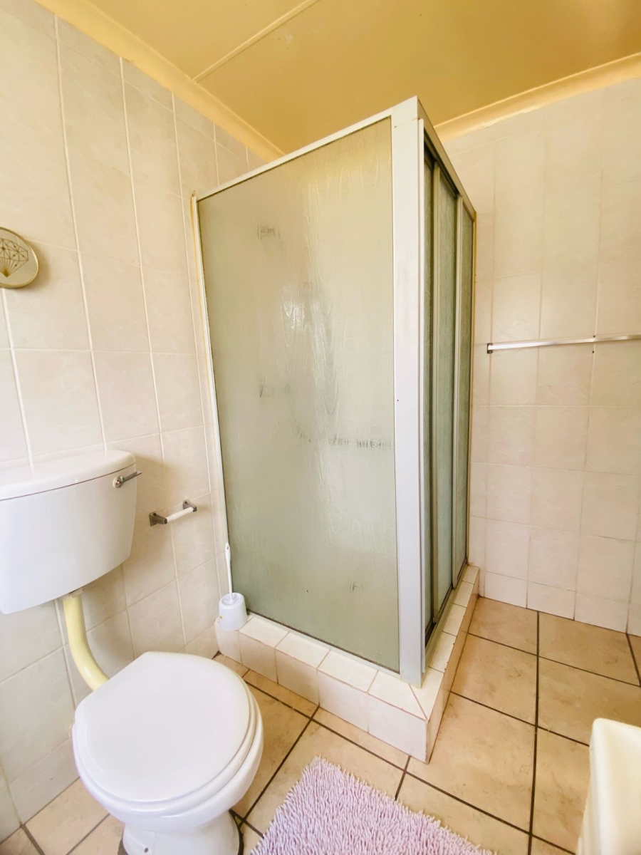 4 Bedroom Property for Sale in Sonland Park Gauteng