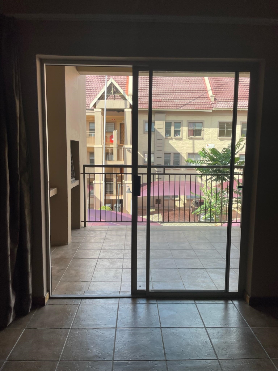 2 Bedroom Property for Sale in Sundowner Gauteng