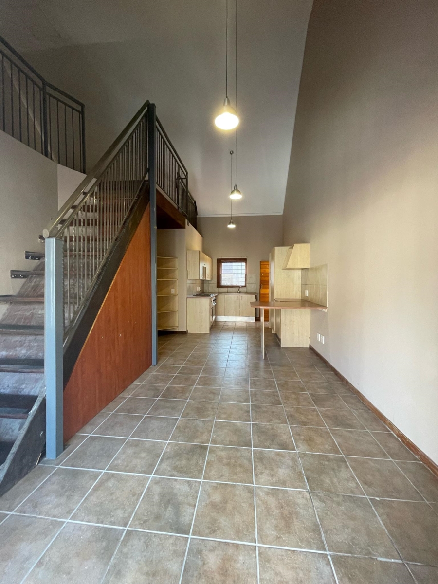 2 Bedroom Property for Sale in Sundowner Gauteng