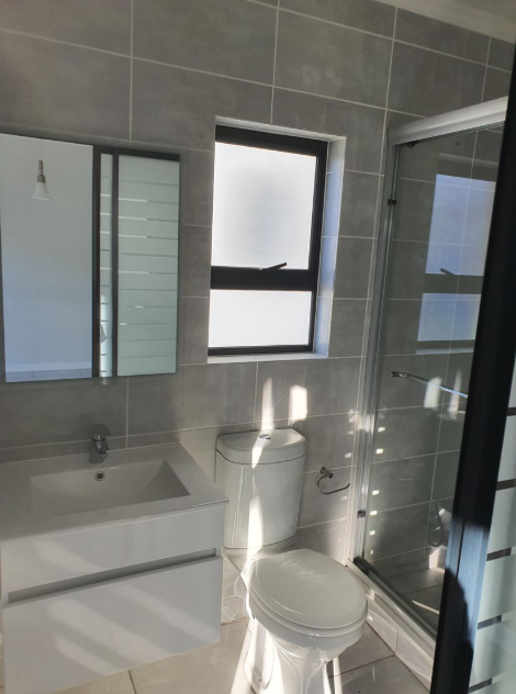 To Let 2 Bedroom Property for Rent in Crowthorne AH Gauteng