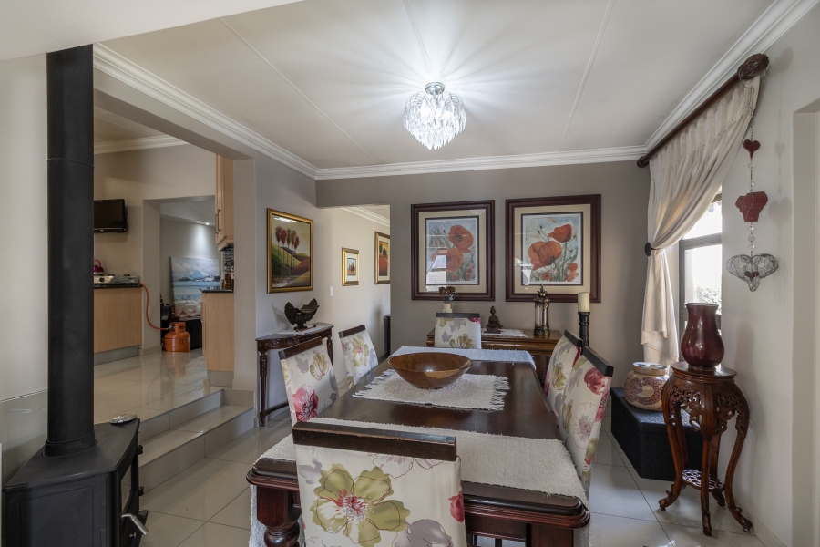 3 Bedroom Property for Sale in Marais Steyn Park Gauteng