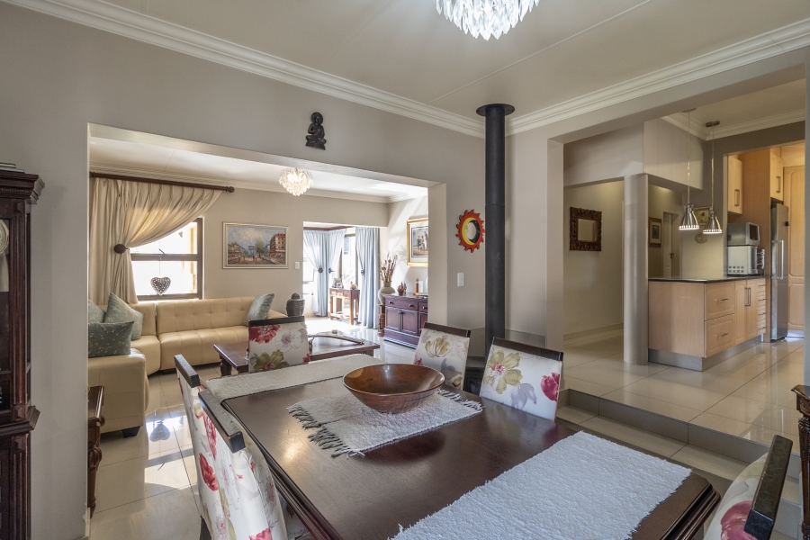 3 Bedroom Property for Sale in Marais Steyn Park Gauteng