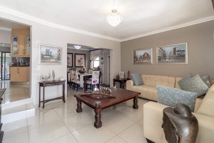 3 Bedroom Property for Sale in Marais Steyn Park Gauteng