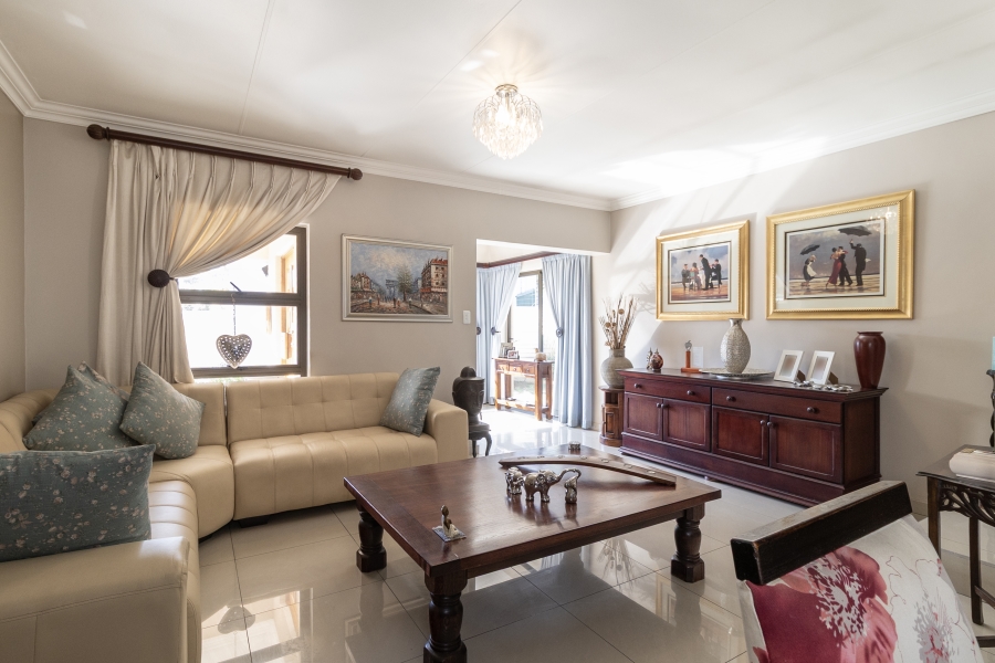 3 Bedroom Property for Sale in Marais Steyn Park Gauteng