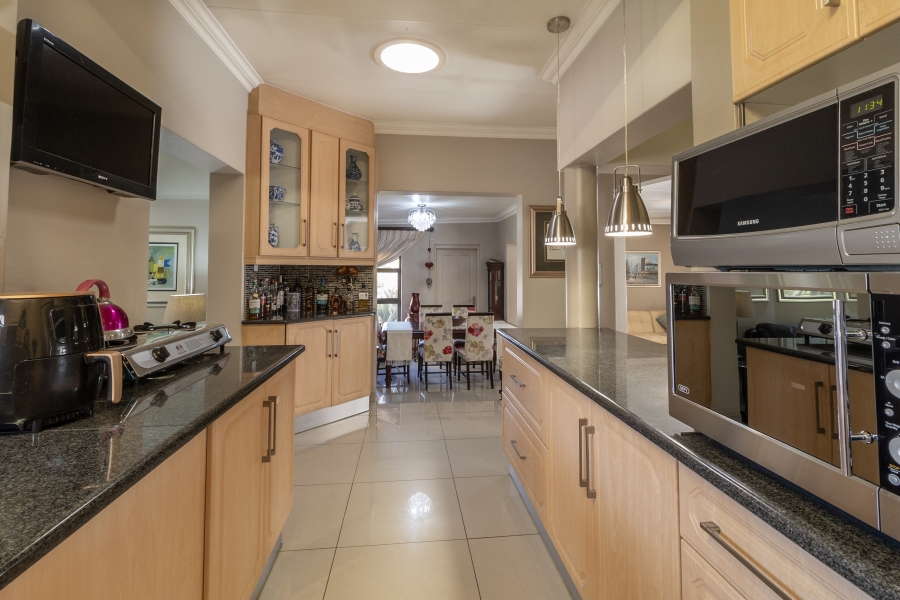 3 Bedroom Property for Sale in Marais Steyn Park Gauteng