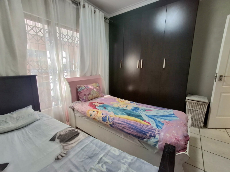3 Bedroom Property for Sale in Greenstone Park Estate Gauteng
