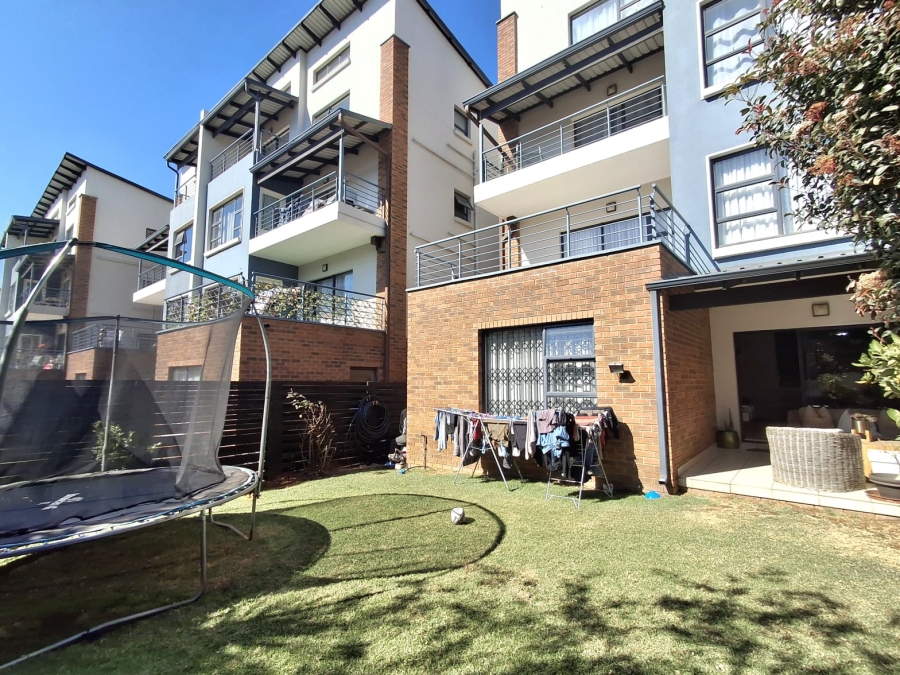 3 Bedroom Property for Sale in Greenstone Park Estate Gauteng
