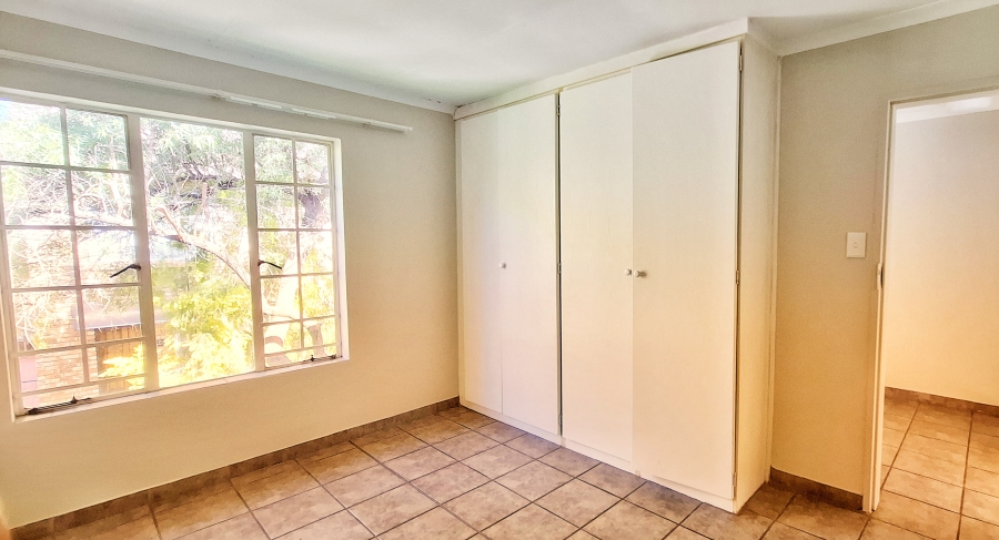 2 Bedroom Property for Sale in Annlin Gauteng