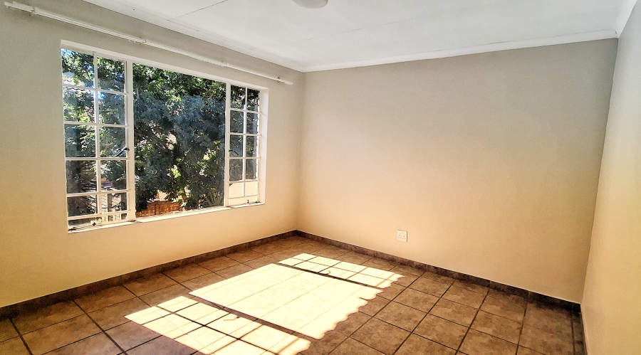 2 Bedroom Property for Sale in Annlin Gauteng