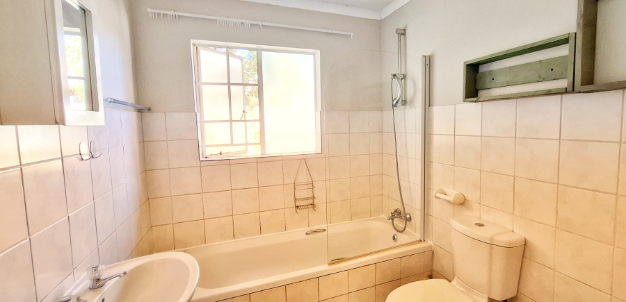 2 Bedroom Property for Sale in Annlin Gauteng