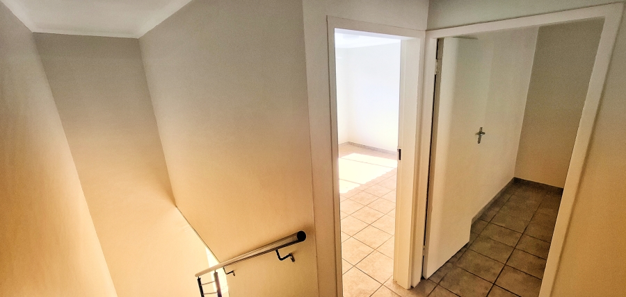 2 Bedroom Property for Sale in Annlin Gauteng