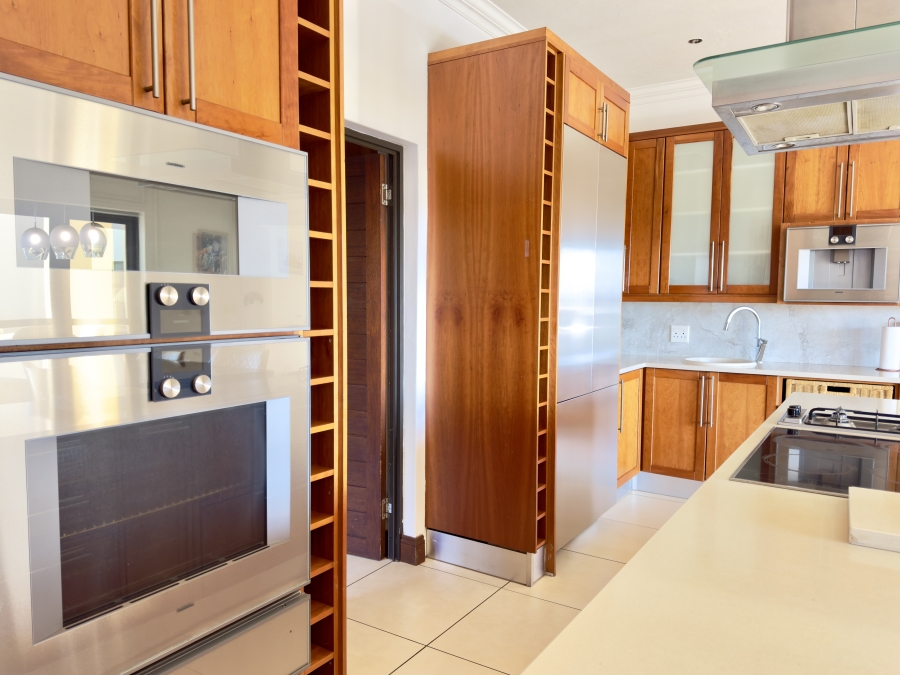 5 Bedroom Property for Sale in Mooikloof Glen Gauteng