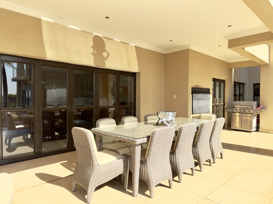 5 Bedroom Property for Sale in Mooikloof Glen Gauteng