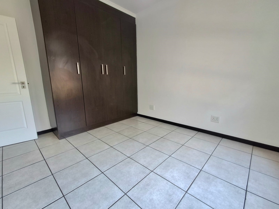3 Bedroom Property for Sale in Greenstone Park Estate Gauteng