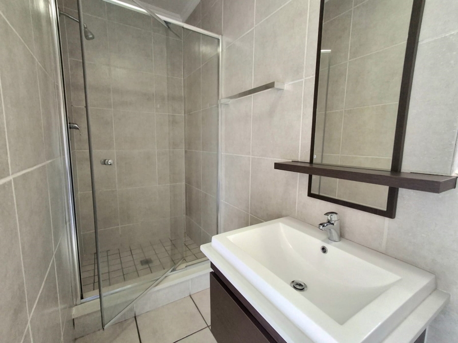 3 Bedroom Property for Sale in Greenstone Park Estate Gauteng