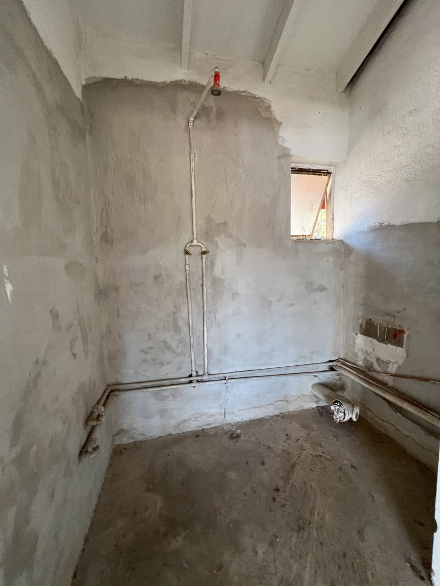 7 Bedroom Property for Sale in Robindale Gauteng