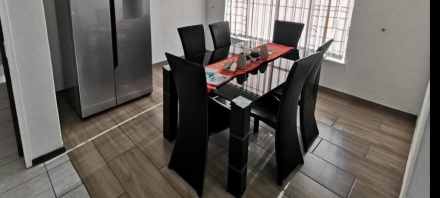 3 Bedroom Property for Sale in Birchleigh North Gauteng