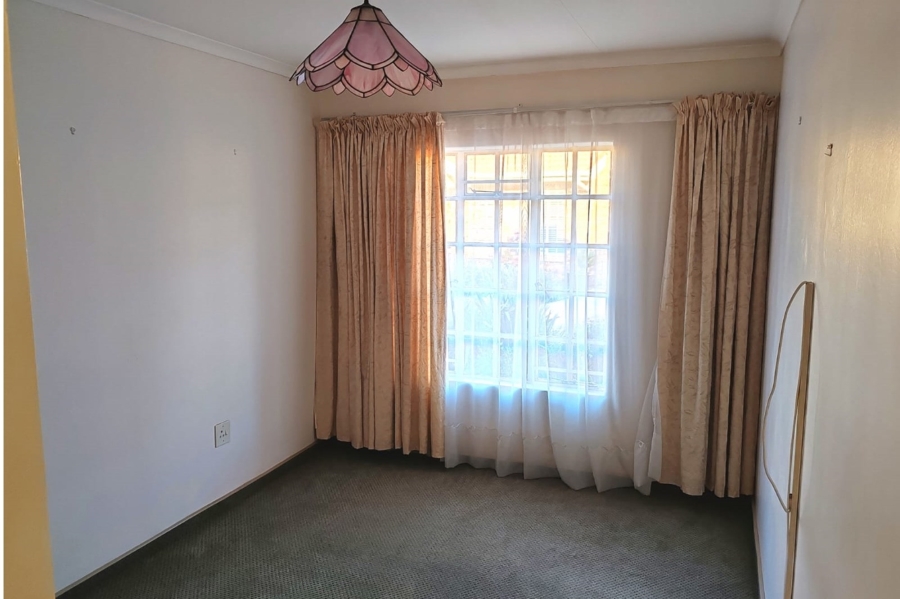 1 Bedroom Property for Sale in Three Rivers Gauteng