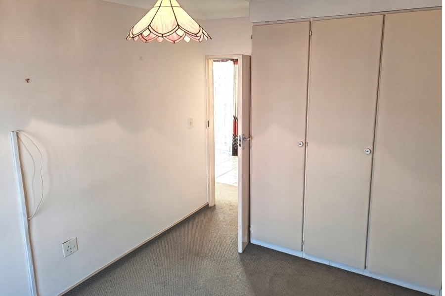 1 Bedroom Property for Sale in Three Rivers Gauteng