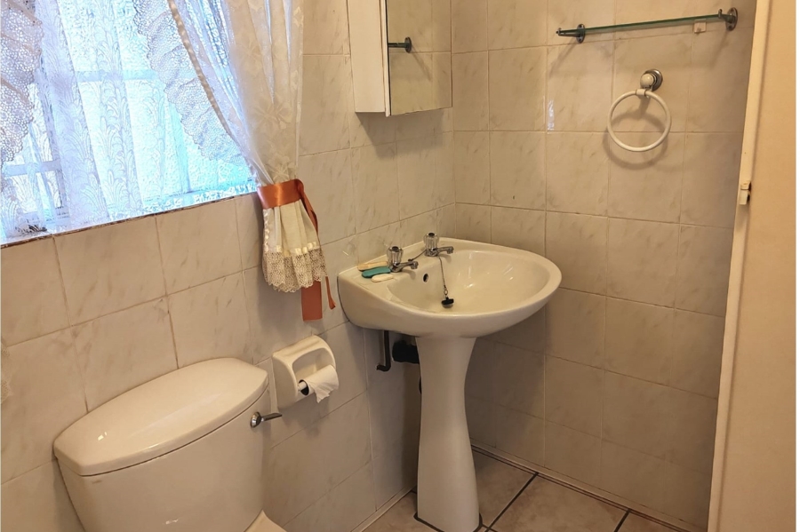 1 Bedroom Property for Sale in Three Rivers Gauteng