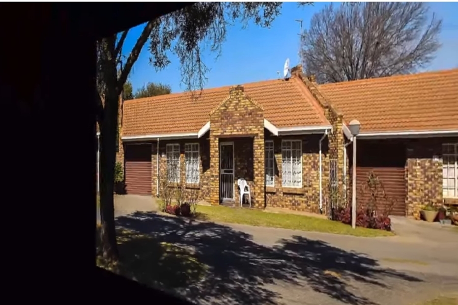 1 Bedroom Property for Sale in Three Rivers Gauteng