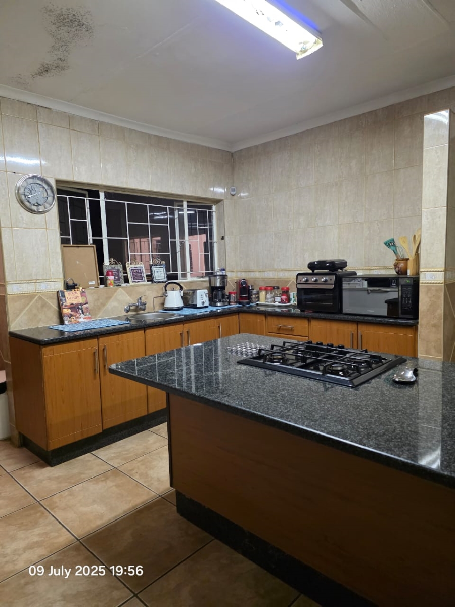 To Let 4 Bedroom Property for Rent in Grootvlei AH Gauteng