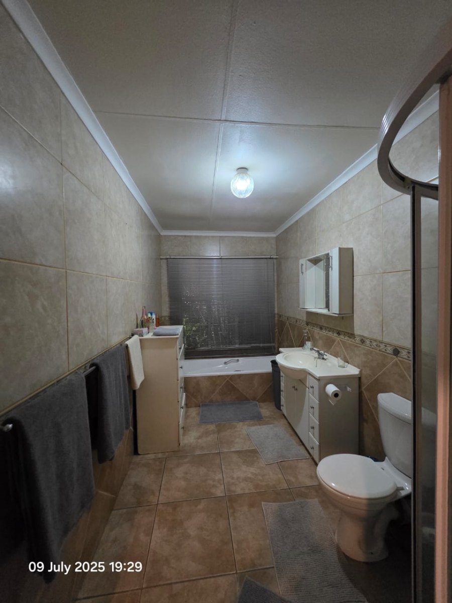 To Let 4 Bedroom Property for Rent in Grootvlei AH Gauteng